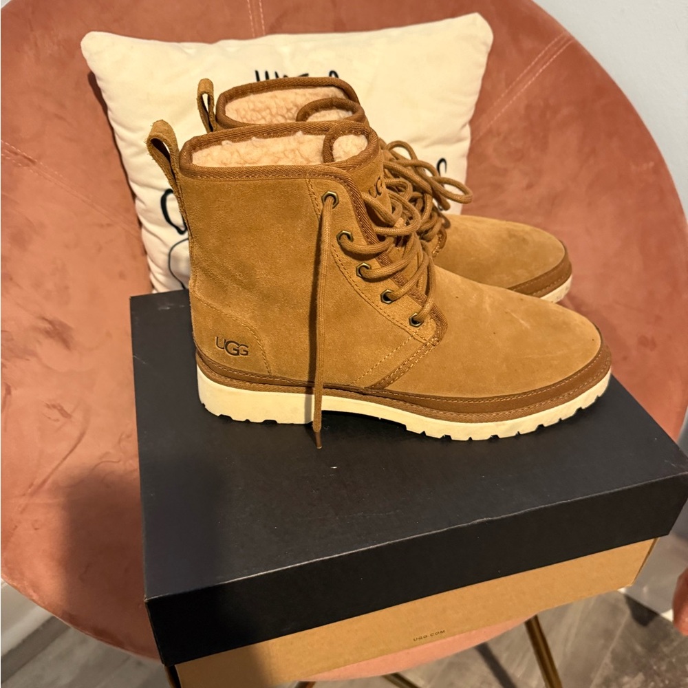 Uggs boots, size 7 men. Brown